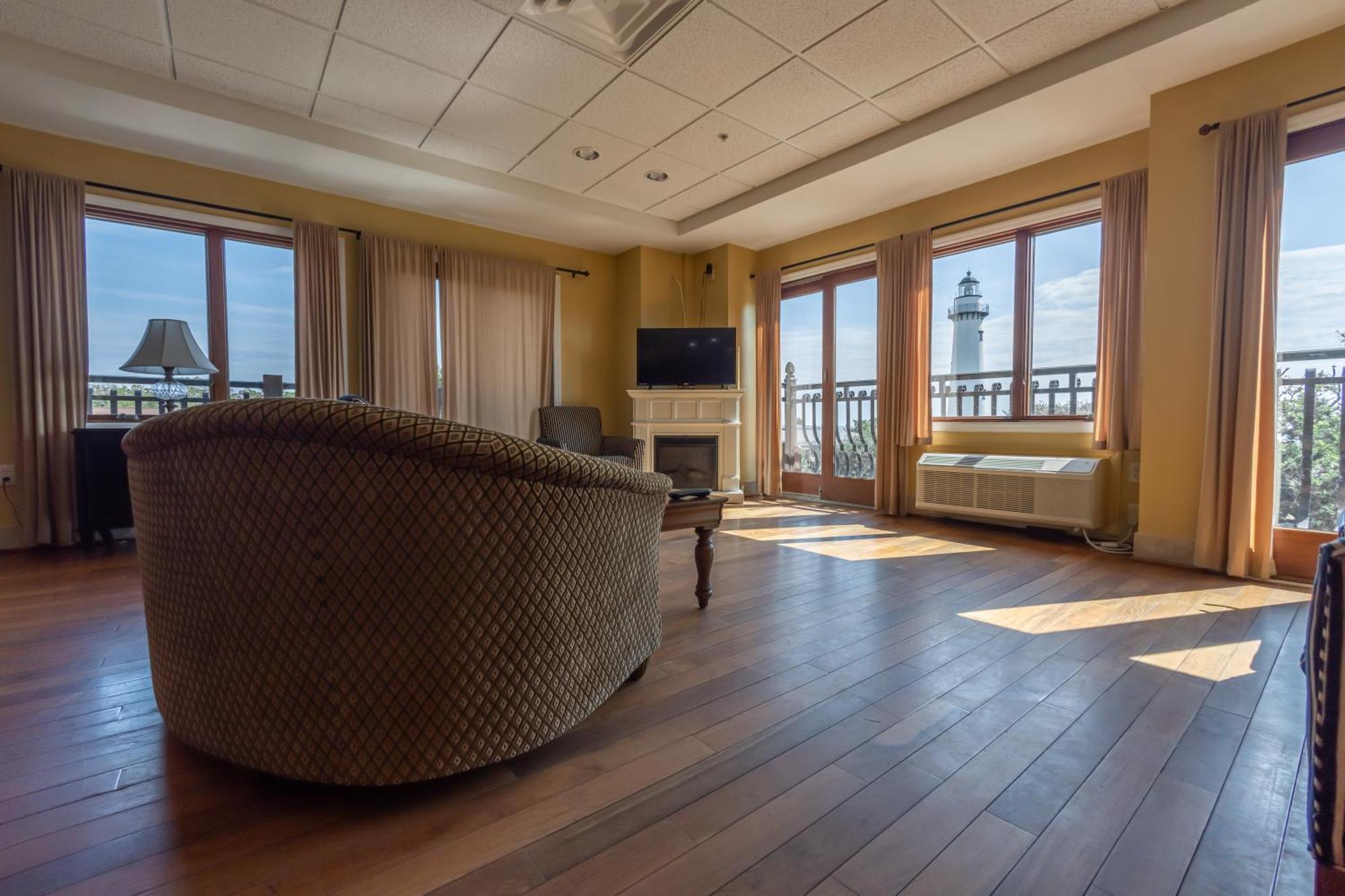 Ocean Inn & Suites St. Simons Island Экстерьер фото