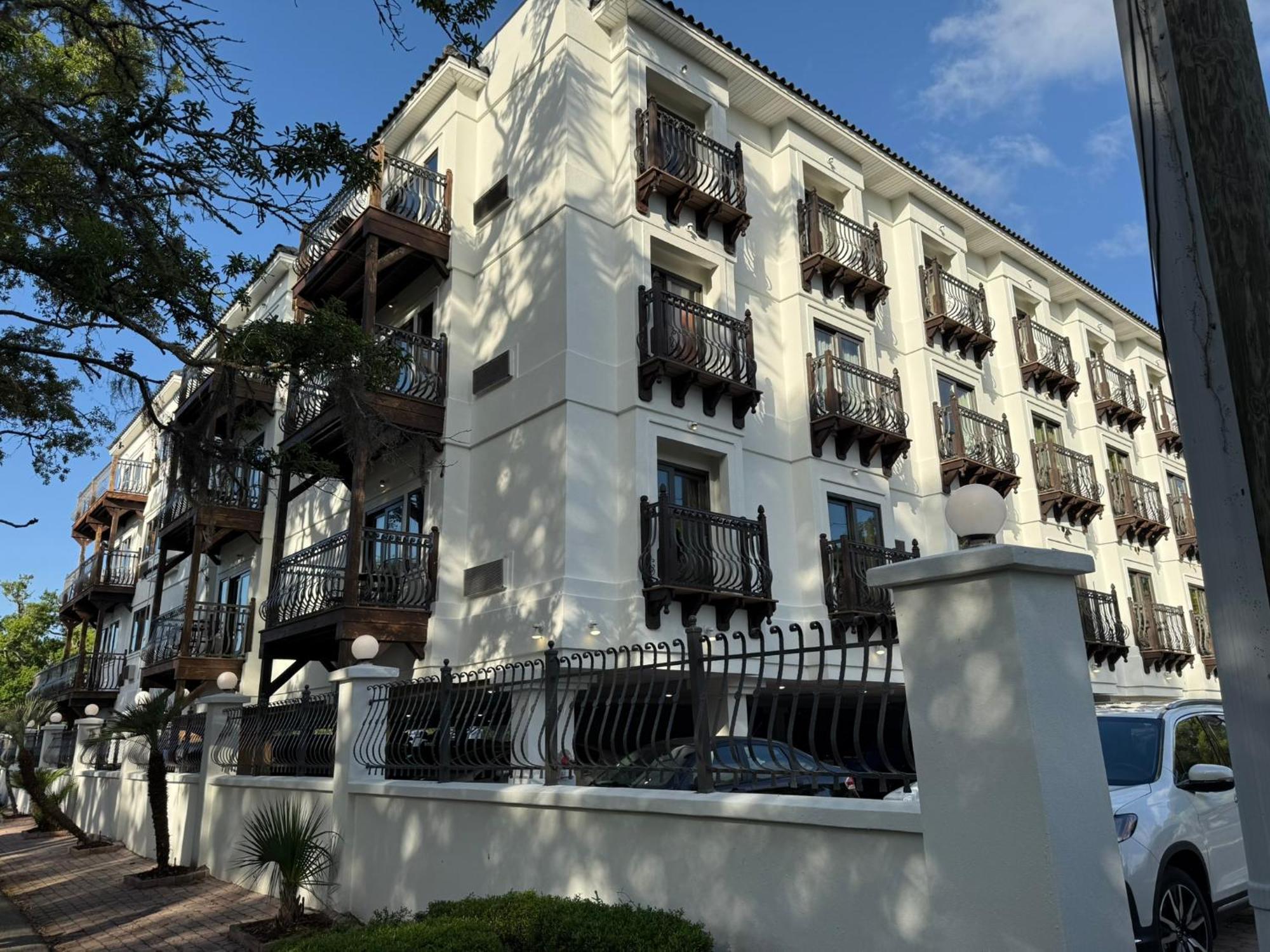 Ocean Inn & Suites St. Simons Island Экстерьер фото