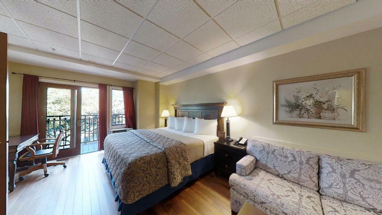 Ocean Inn & Suites St. Simons Island Экстерьер фото