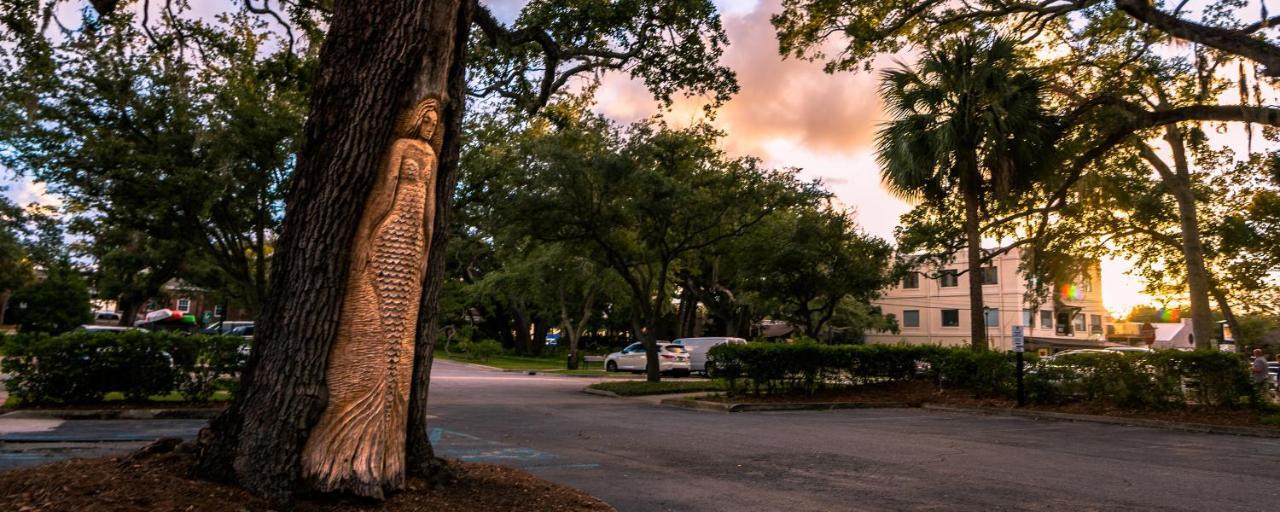 Ocean Inn & Suites St. Simons Island Экстерьер фото